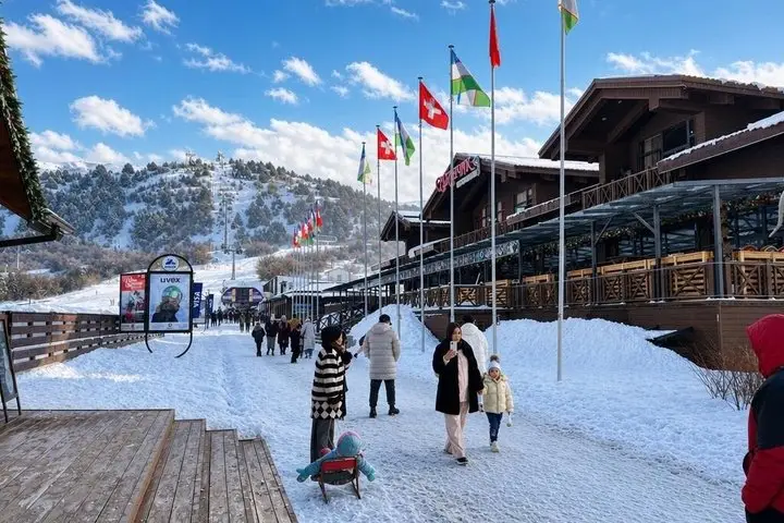 PRIVATE Day trip to Charvak, Chimgan & Amirsoy mountains
